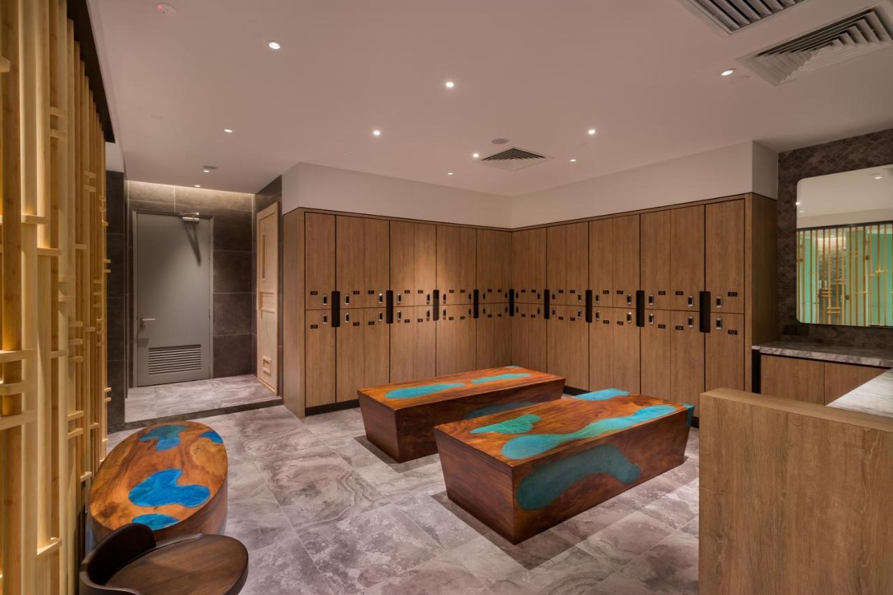 M Resort & Hotel Куала Лумпур Екстериор снимка Locker room